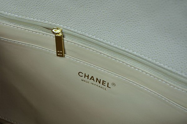 7A Replica Chanel Jumbo A28600 Beige Caviar with Golden Hardware Flap Bags